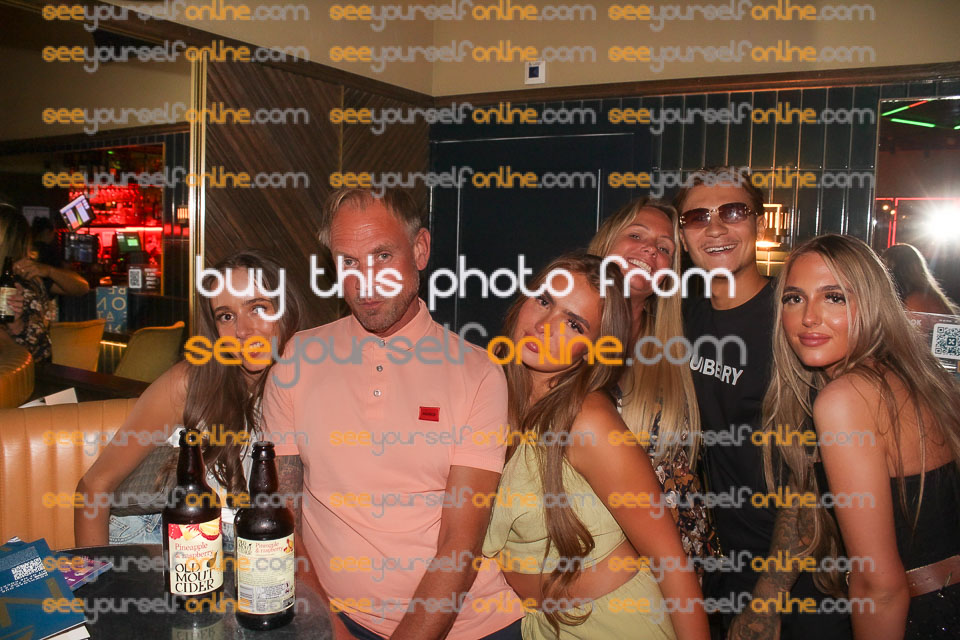 IMG_8870-NB.jpg