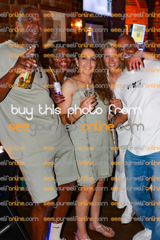 8339_AA.jpg