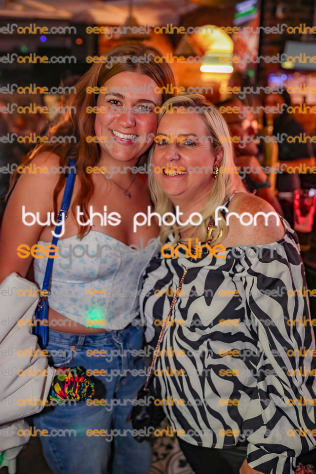 Canon-EOS-5D-Mark-IV-492-Edit.jpg