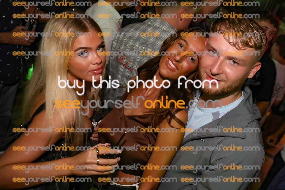 Canon-EOS-5D-Mark-IV-41-Edit.jpg