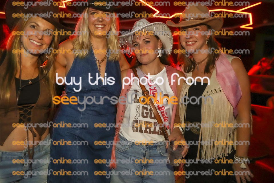 Canon-EOS-5D-Mark-IV-687.jpg