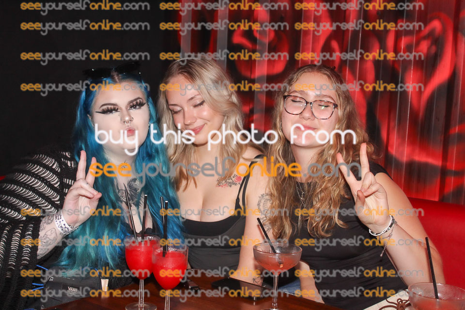 IMG_0057_S1_v1.jpg