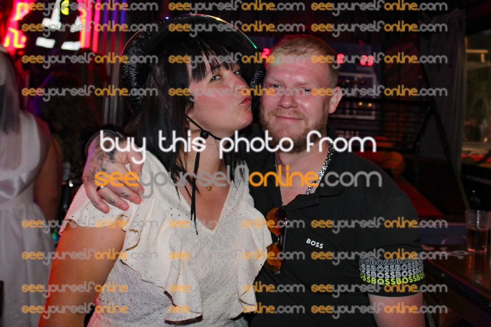 IMG_0065_S1_v1.jpg
