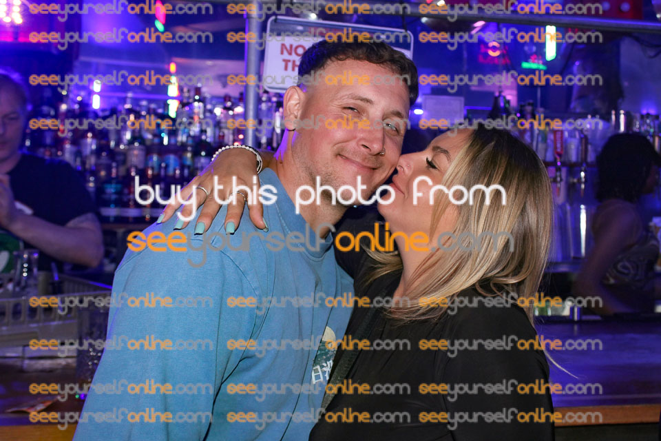 IMG_0068-NB_v1.jpg