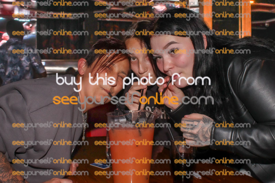 IMG_0074-NB_v1.jpg