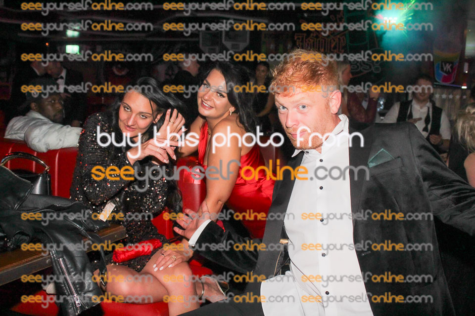 IMG_0102_S1_v1.jpg