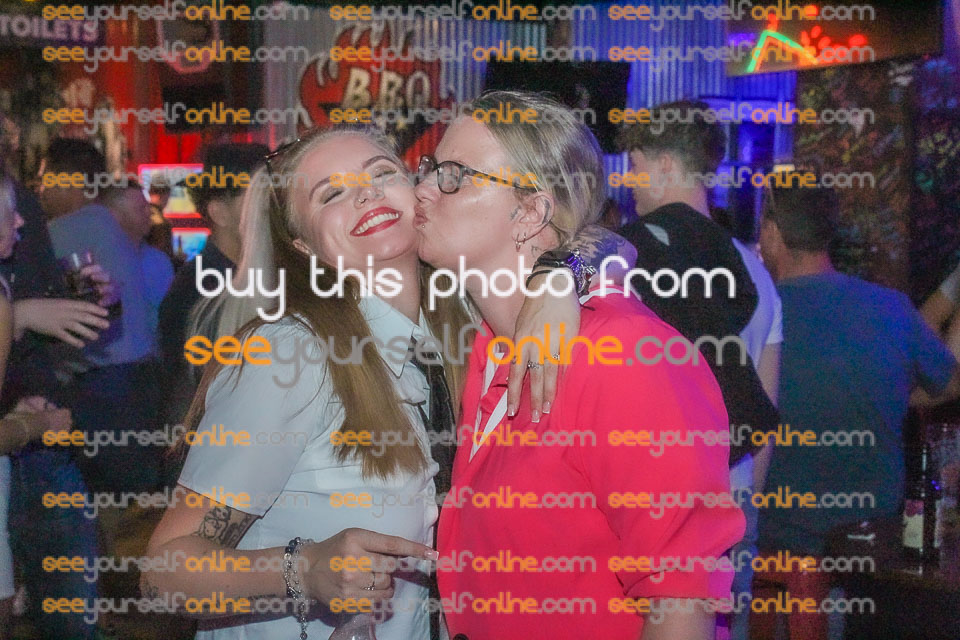 IMG_3933_Roy.jpg