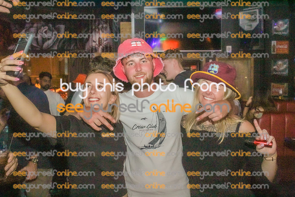 IMG_3943_Roy.jpg