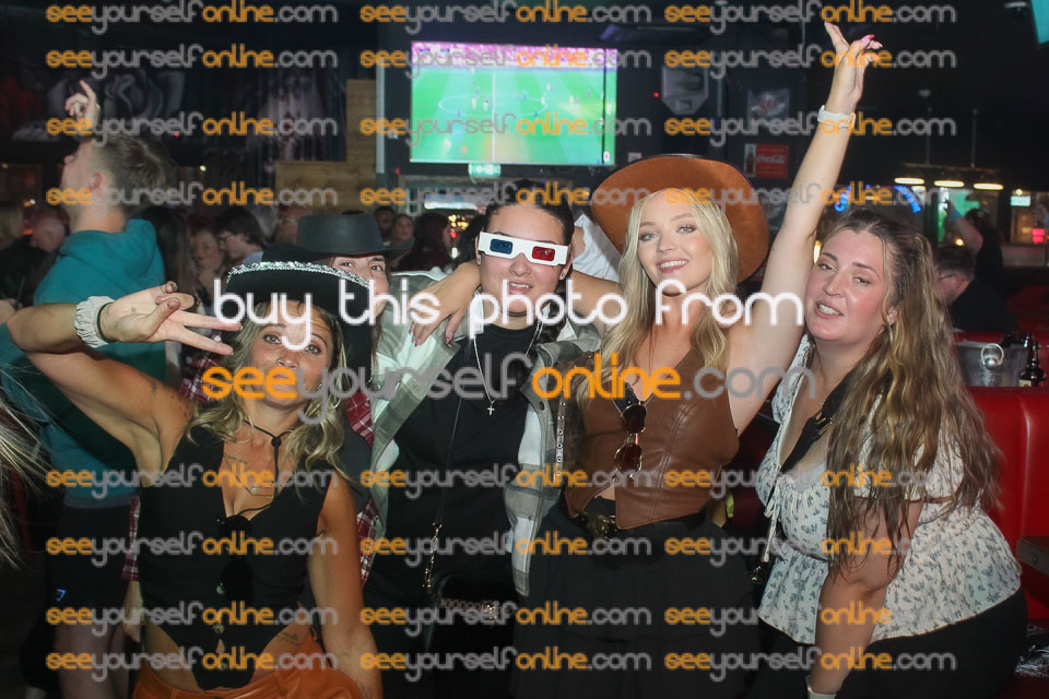 IMG_4047_Roy.jpg