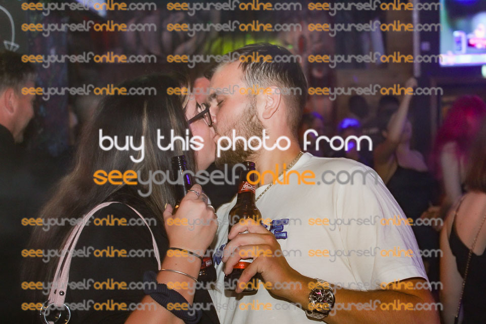 IMG_4325_Roy.jpg