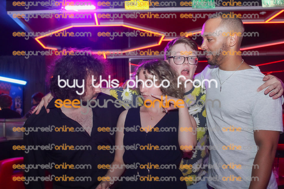 IMG_4585_Roy.jpg