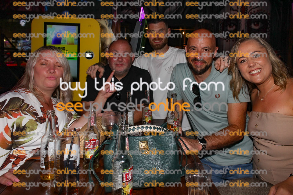 IMG_9405-NB.jpg