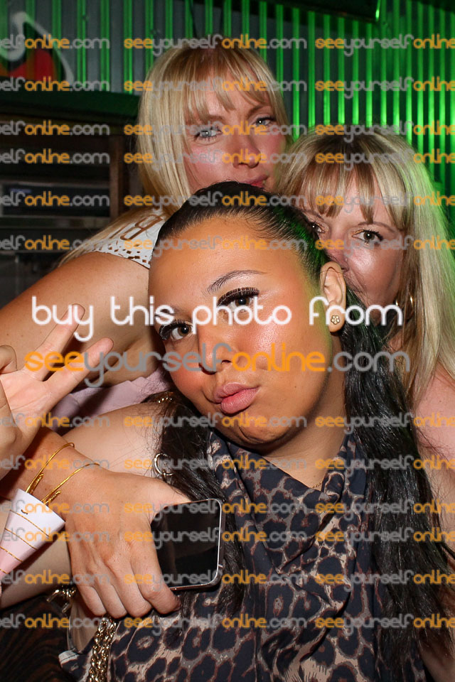 IMG_9524-NB.jpg