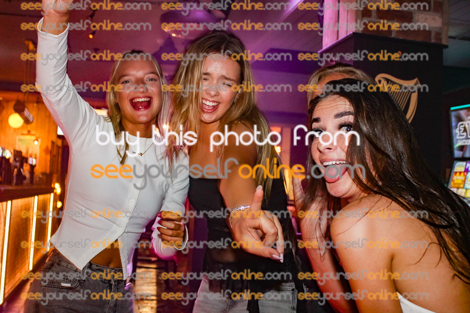IMG_9561-NB.jpg
