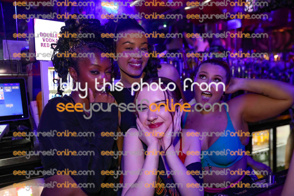STU_0845-Edit-Edit.jpg