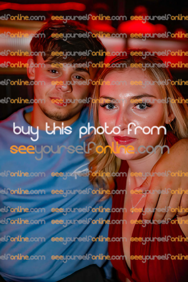 _TU_7040-Edit_coyote-ugly.jpg