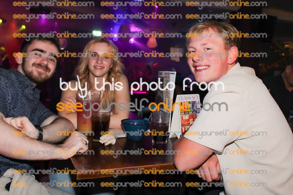 IMG_0017-NB_v1.jpg
