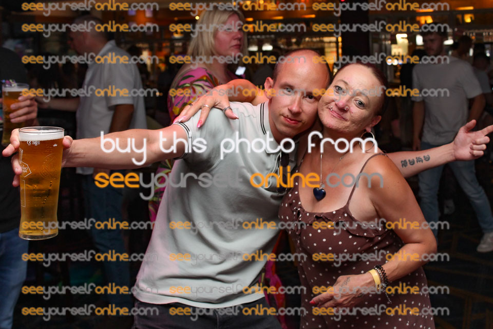 IMG_0052_Roy.jpg