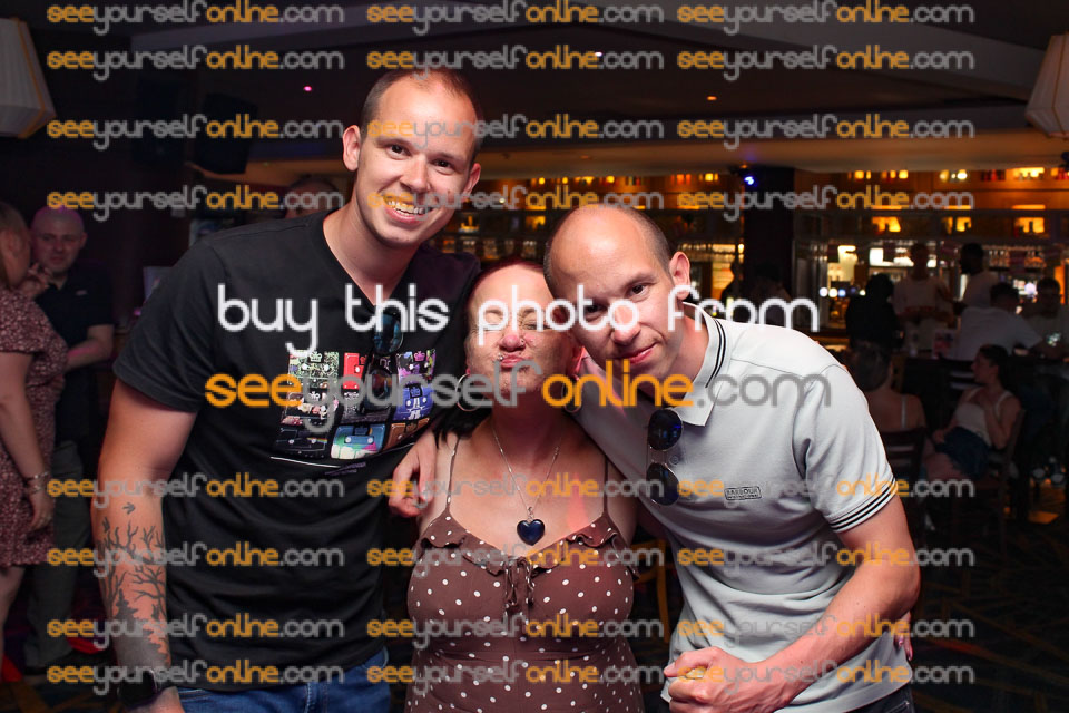 IMG_0053_Roy.jpg