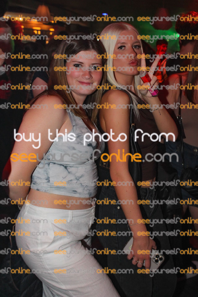 IMG_0073-NB_v1.jpg