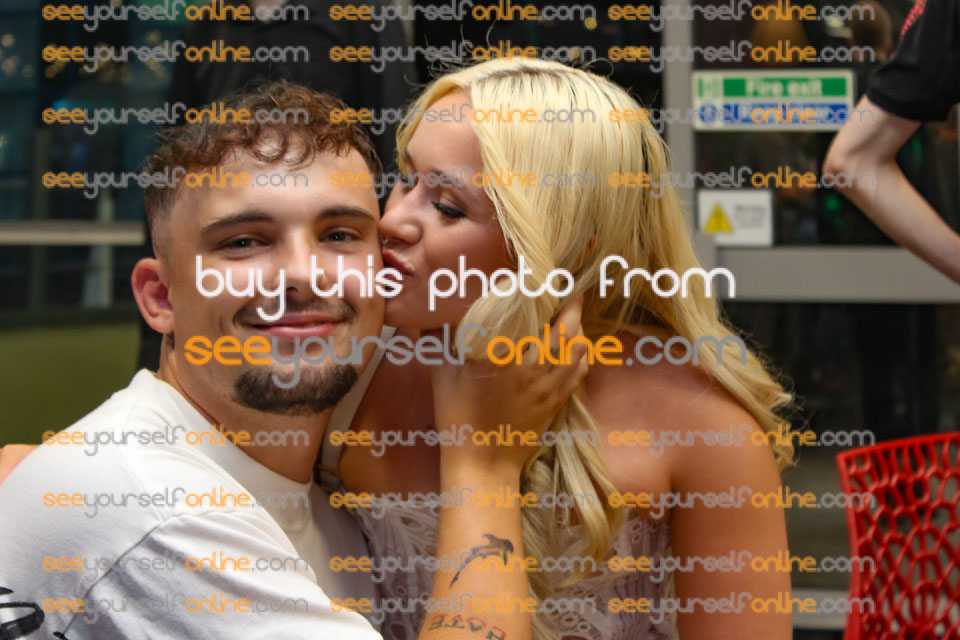 IMG_0077_Roy.jpg