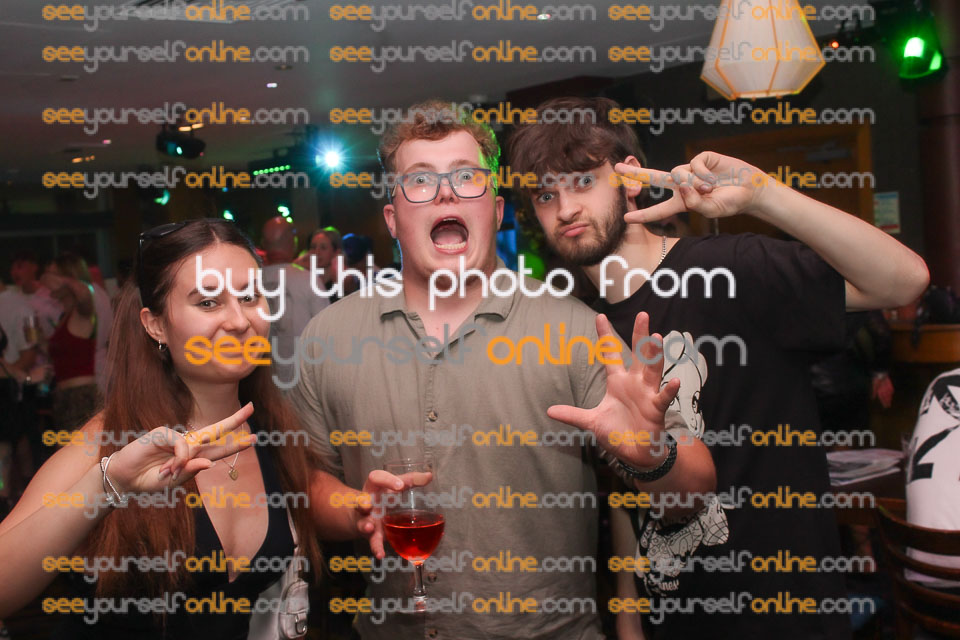 IMG_0125_Roy.jpg