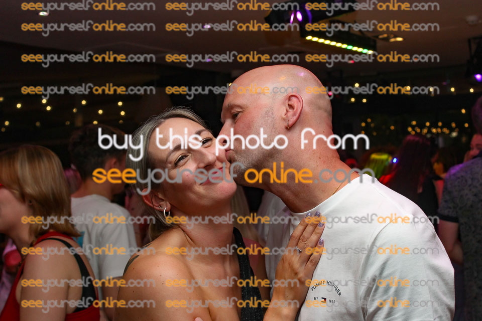 IMG_0131_Roy.jpg
