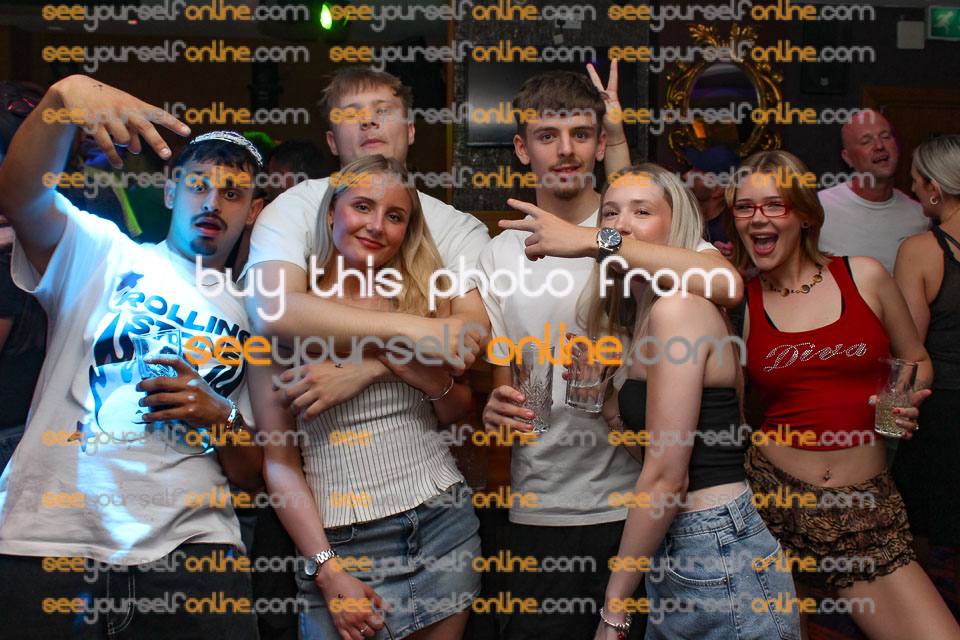 IMG_0132_Roy.jpg