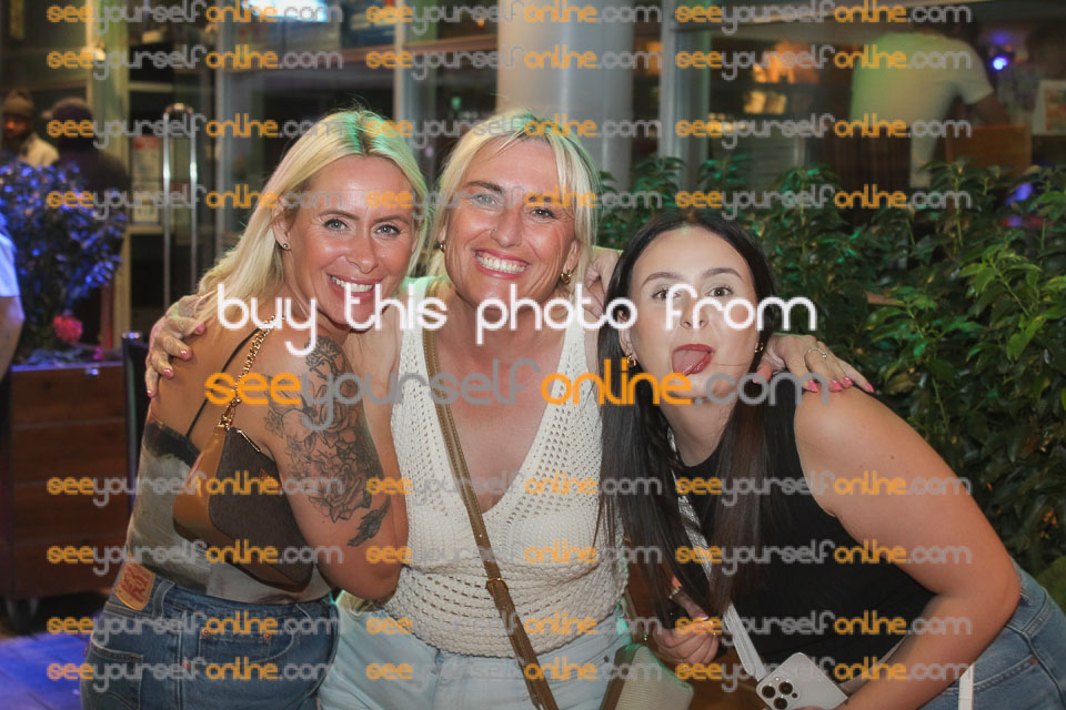 IMG_4361_Roy.jpg