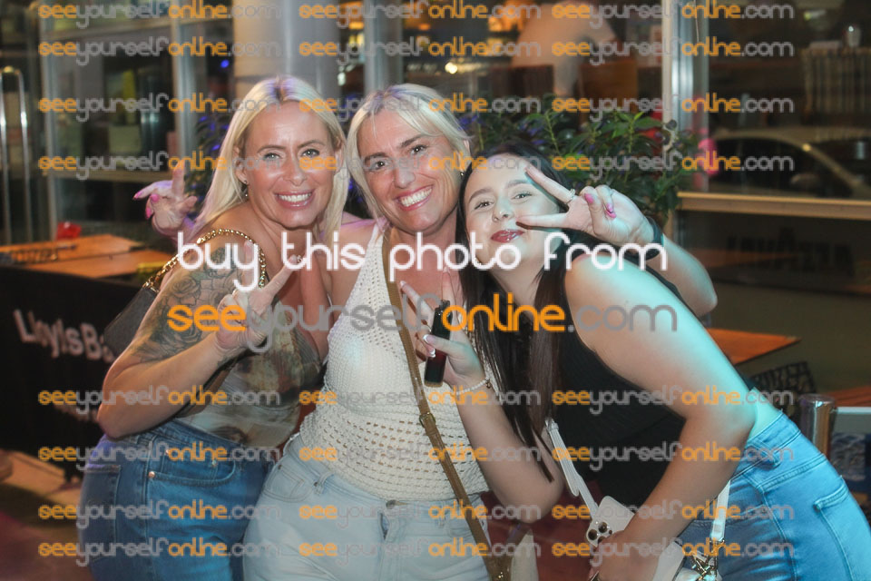 IMG_4362_Roy.jpg