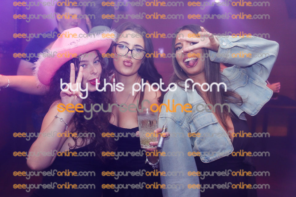 IMG_4379_Roy.jpg