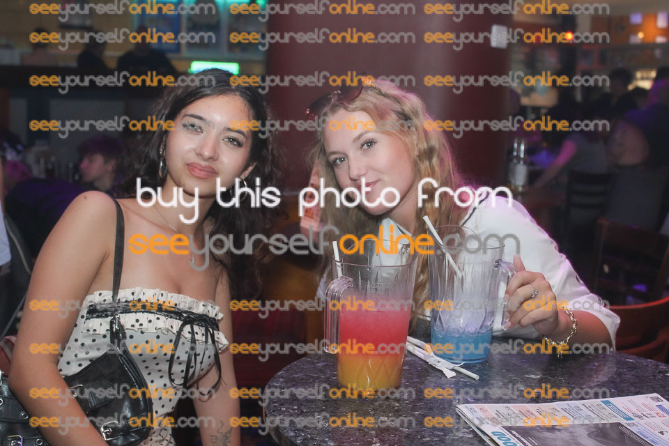 IMG_4401_Roy.jpg