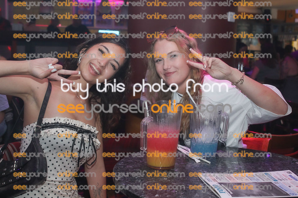 IMG_4402_Roy.jpg