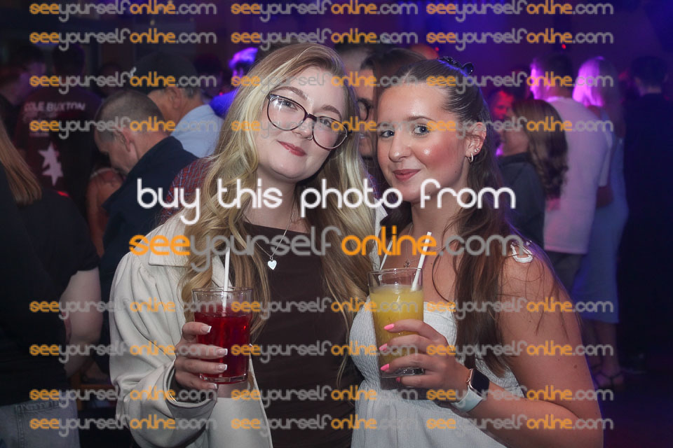 IMG_4403_Roy.jpg