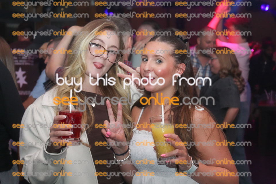 IMG_4404_Roy.jpg