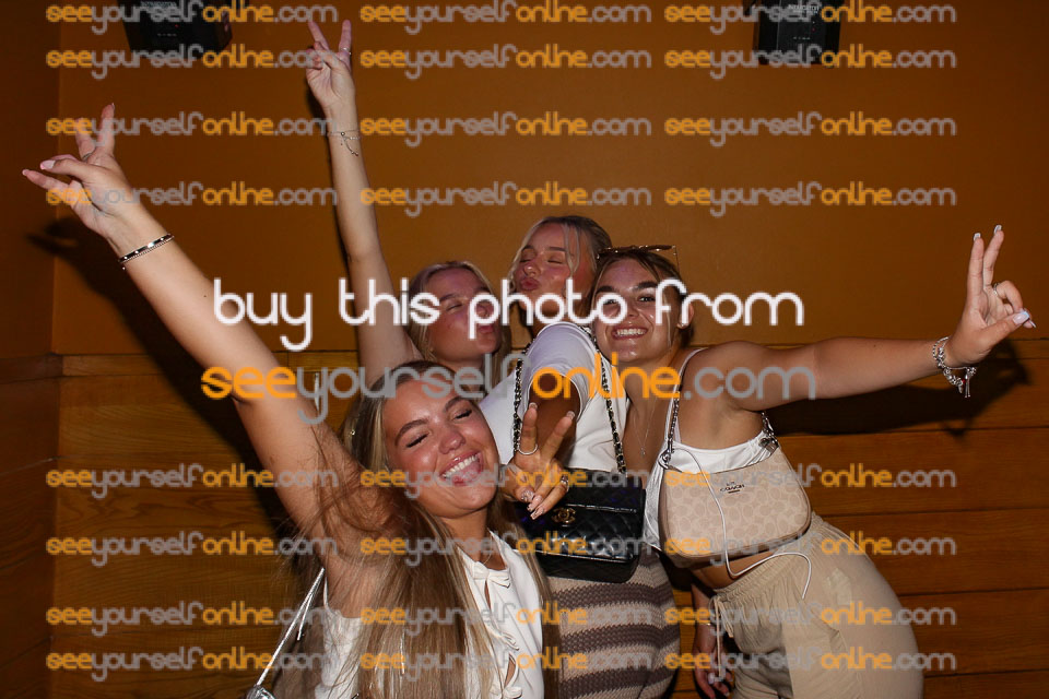 IMG_8577-NB.jpg
