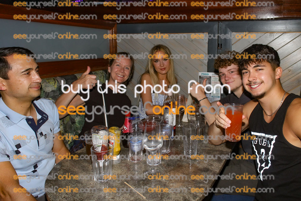 IMG_8581-NB.jpg