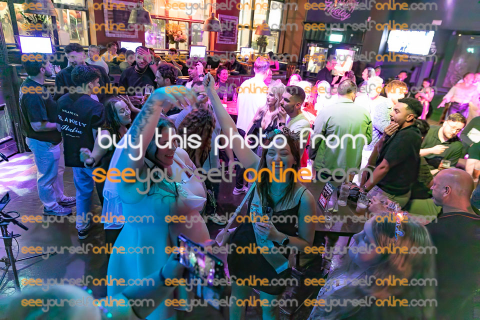 CANON-EOS-5D-MARK-IV-285-Edit.jpg