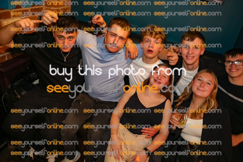Canon-EOS-5D-Mark-IV-450.jpg