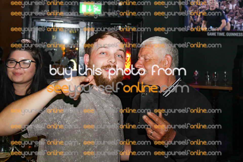 IMG_0077_Roy.jpg