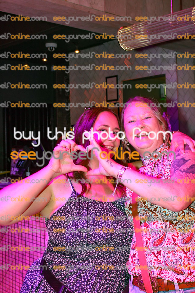 IMG_0105_S1.jpg