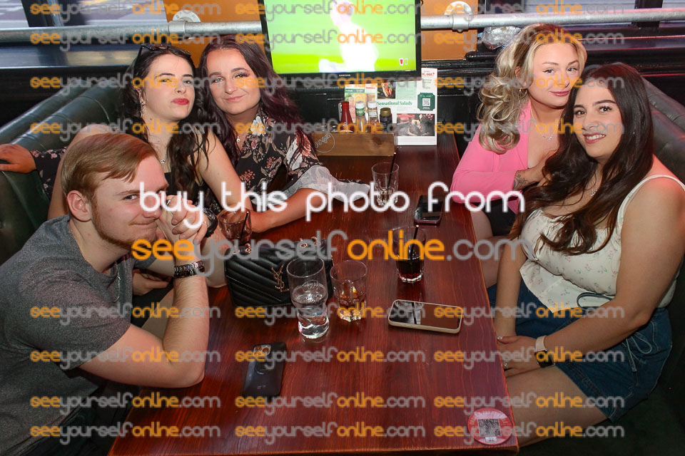 IMG_0481-DG.jpg