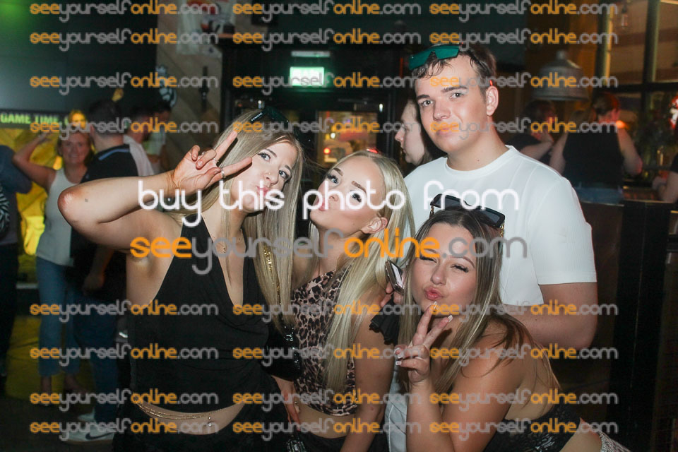 IMG_4201_Roy.jpg