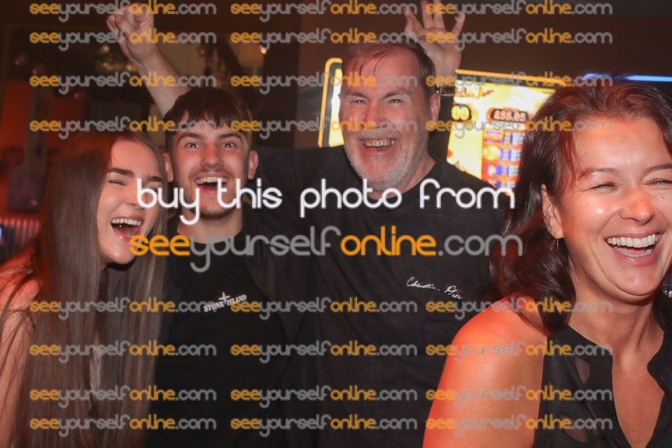 IMG_9976-NB.jpg