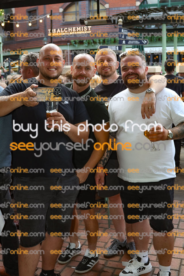 9886_AA.jpg