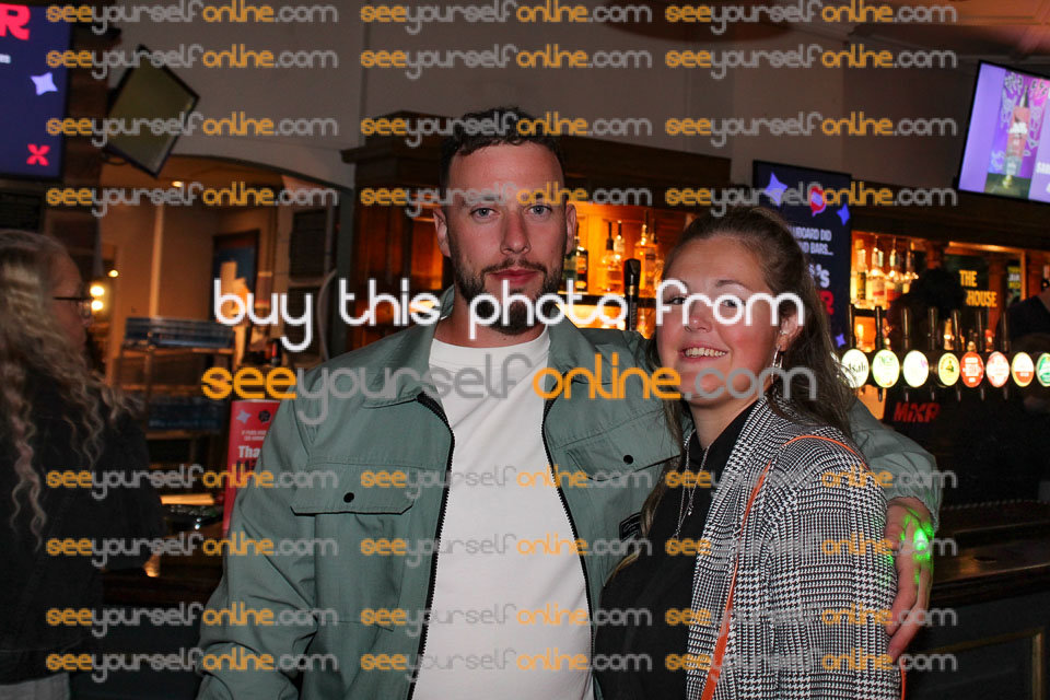 IMG_0043-NB_v1.jpg