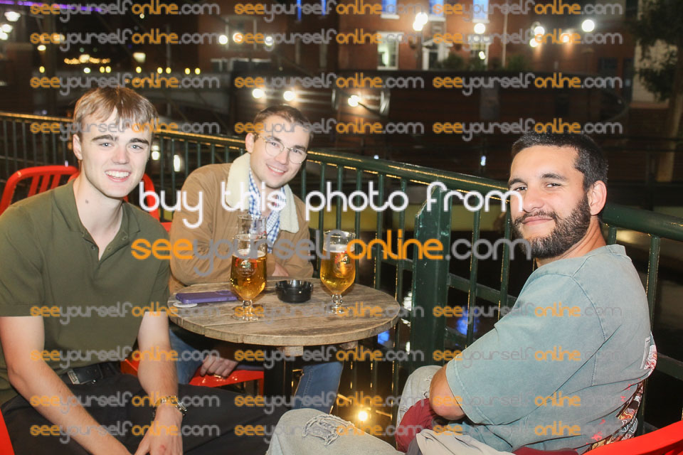 IMG_4555_Roy.jpg