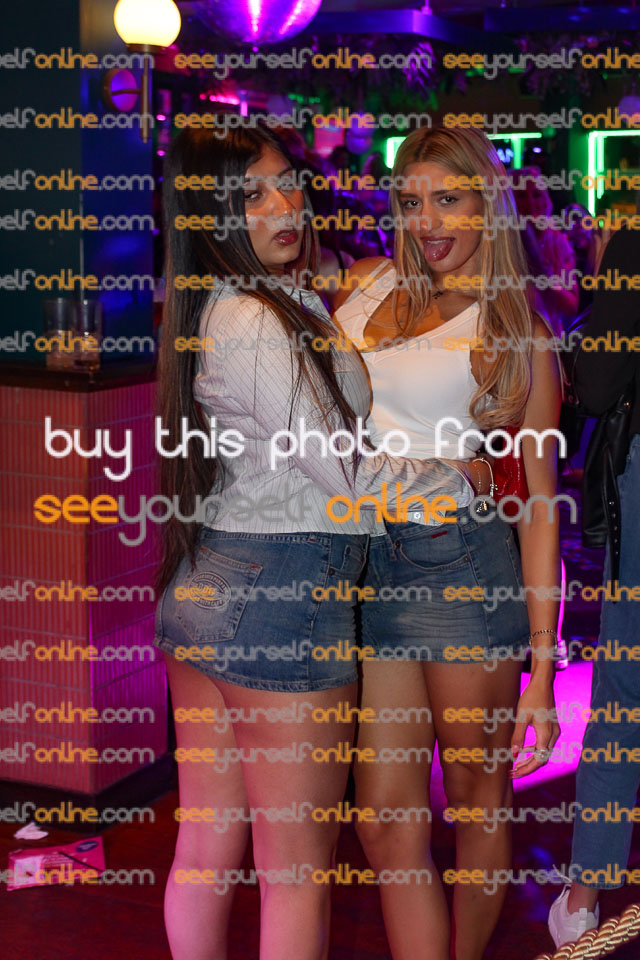 7949_AA.jpg