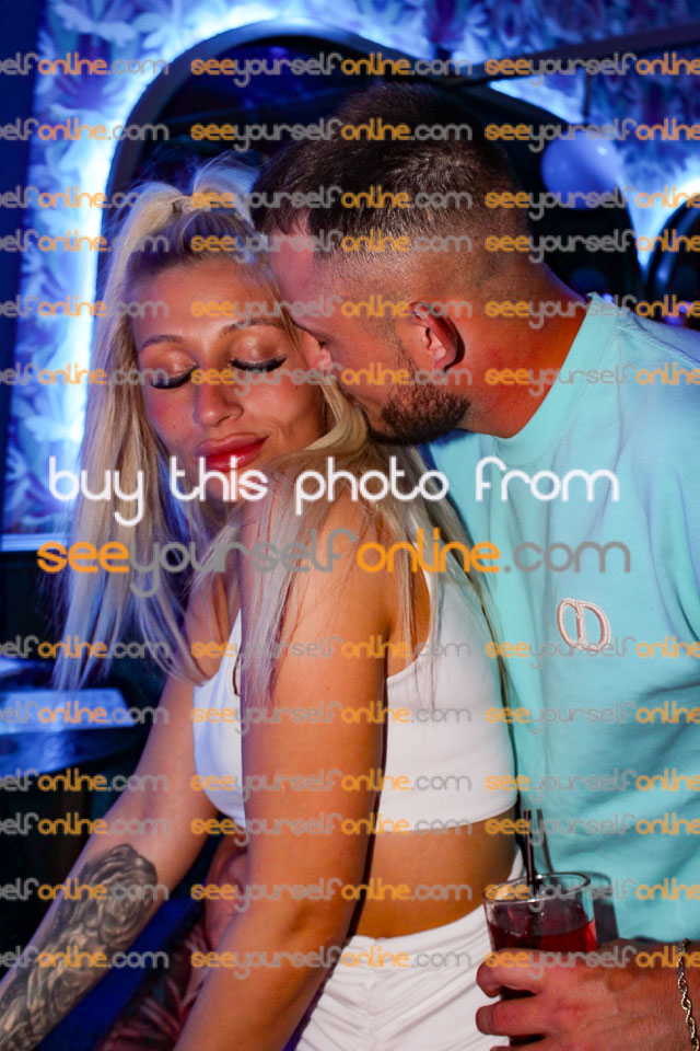 IMG_0020_S1.jpg