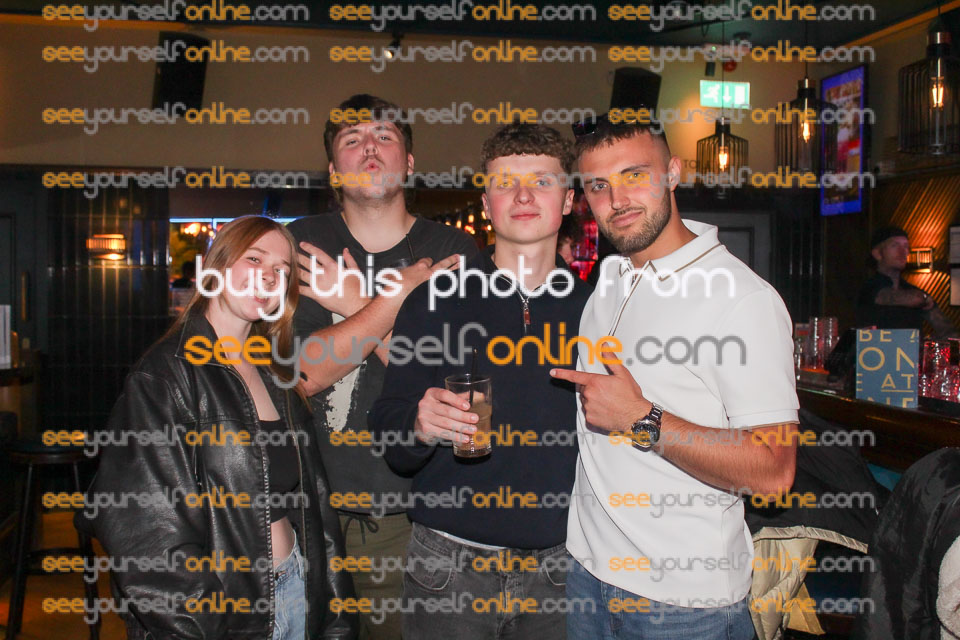 IMG_0077-2_S1.jpg